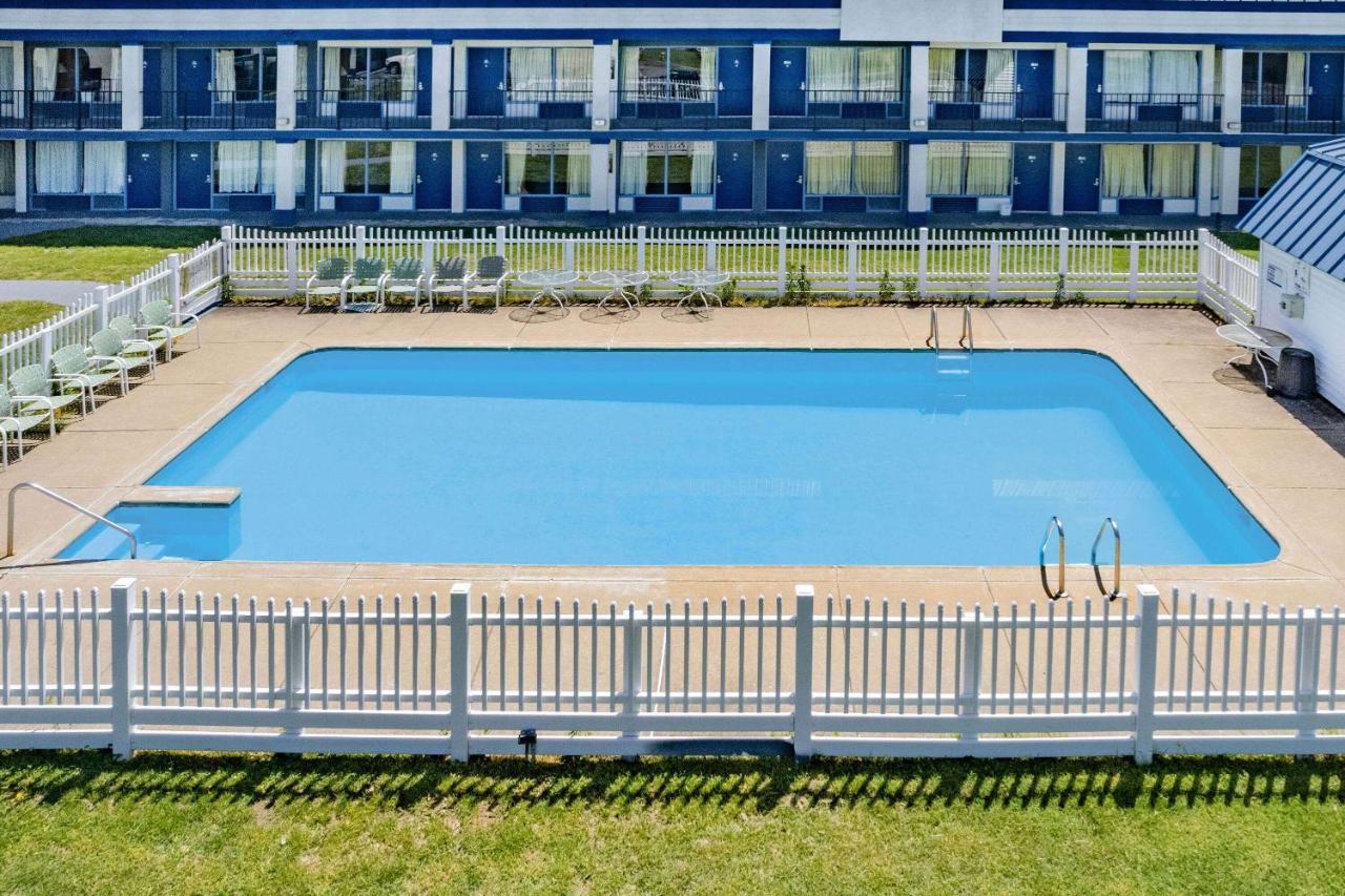 Rodeway Inn Owensboro Eksteriør bilde